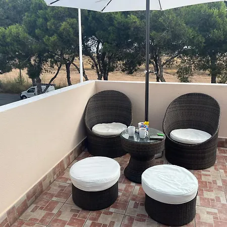 Stunning 3 Bedroom Large House In Great Location Holiday home Los Dolses